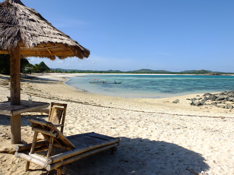 Beach on Lombox